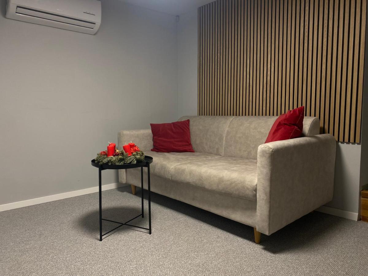 Apartment Staywithus , Ground Floor